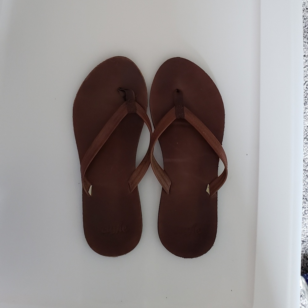 Cushe flip flop Sandels sz US 7